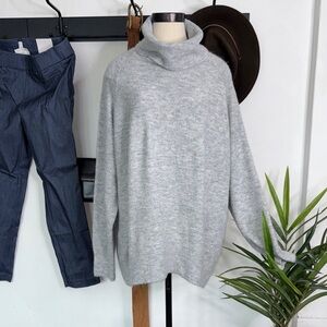 H&M Heather Gray Turtleneck Sweater